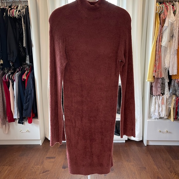 The SOFTEST Express sweater dress! - Picture 3 of 6